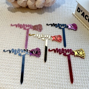 ท็อปเปอร์เค้กอะคริลิค รูปดอกกุหลาบ น้ำผึ้งและรสหวาน สำหรับวันแม่ วันสตรี ของตกแต่งเค้ก - Product Image 1