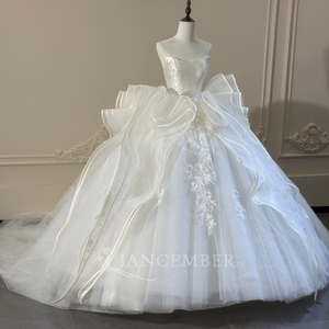 XS292 Vestidos de Novia Elegantes sin Tirantes con Volantes y Bordados de Encaje - Product Image 3