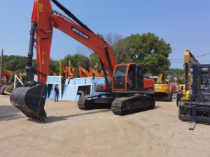 มือสอง Doosan โมเดลปั๊ม DX300lc DH215-9 DH225lc-7 DH220lc-7 DH300-7 DH370 Dh55 Dh60 Dh80 Dx60เกียร์ Dh500-Nabtesco Dx225lc-7 - Product Image 3