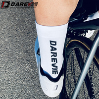 Chaussettes de sport Darevie, respirantes, à séchage rapide, tricotées, personnalisées pour la course à pied et le cyclisme