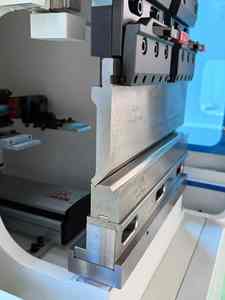 8T/400 Hochpräzise Rein Elektrische Biegemaschine - Product Image 5