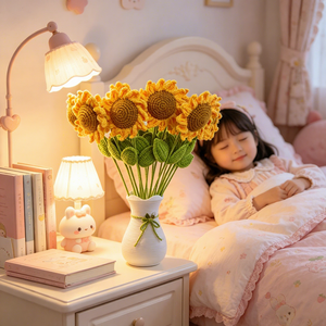 Ramo de Girasoles de Ganchillo Realistas Hechos a Mano - Flores Artificiales de Hilo Tejido para Decoración del Hogar, Regalos de Agradecimiento para Maestros de Oficina - Product Image 2