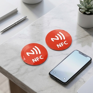 Mini-étiquette NFC en PVC réutilisable et programmable, format pièce, 25MM/30MM/50MM, 125kHz, pour paiement professionnel, hôtellerie, anti-métal - Product Image 6
