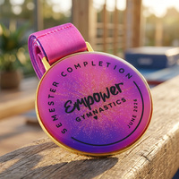 Médailles personnalisées en métal avec logo, finition dorée brillante et époxy dégradé, pour la remise des diplômes ou comme souvenir de gymnastique
