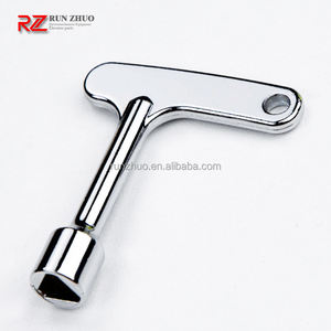 General Elevator Parts Serrure de porte d'<span class=keywords><strong>ascenseur</strong></span> <span class=keywords><strong>Contact</strong></span> de porte <span class=keywords><strong>Clé</strong></span> de serrure triangulaire en acier inoxydable <span class=keywords><strong>Clé</strong></span> de sécurité de porte d'<span class=keywords><strong>ascenseur</strong></span> - Product Image 4