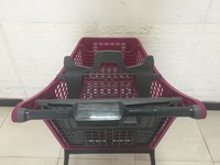 Panier de courses en plastique rouge avec siège enfant pour supermarché
