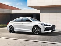 MG5 2026 180DVVT Édition Luxe Mondiale Berline Compacte pour l'Exportation – Véhicule en Gros pour Concessionnaires – Approvisionnement pour le Marché Mondial