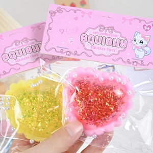 JY Juguete Antiestrés Creativo con Forma de Corazón Brillante de San Valentín para Niñas y Trabajadoras de Oficina - Product Image 3