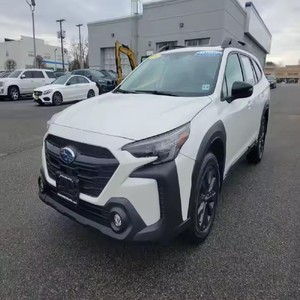 Ordinatamente usato 2025 S ub a r u Outback Premium AWD sia la mano sinistra che quella destra disponibili - Product Image 1