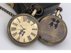 Nuovo Orologio da Tasca in Ottone Stile Retrò con Ragazzo e Ragazza che si Baciano, con Scatola in <span class=keywords><strong>Legno</strong></span> - Product Image 2