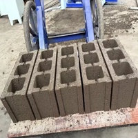 Machine à fabriquer des blocs de pavés creux QT4x populaire à bas prix