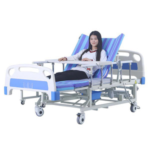 Lit médicalisé électrique multifonctionnel avec barrières de sécurité pour patients paralysés, idéal pour les soins à domicile et la chambre à coucher - Product Image 1