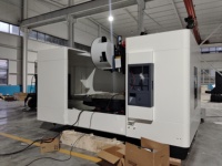 Grande machine CNC de découpe lourde VMC1580 centre d'usinage vertical fraiseuse CNC de haute précision à 5 axes