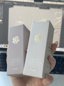 Tùy Chỉnh Logo Dập Nổi Các Tông Tuck Top Bao Bì Hộp Sang Trọng Kraft Hộp Giấy Chăm Sóc Da Huyết Thanh Matt Cán Bạc Lá - Product Image 3