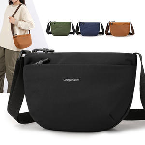 กระเป๋าคาดลำตัว We Power รุ่น Unisex สีพื้น กันน้ำ ใช้ได้ทุกวัน สำหรับเดินทางและเดินทางประจำวัน รุ่นฤดูใบไม้ร่วง 2025 - Product Image 2