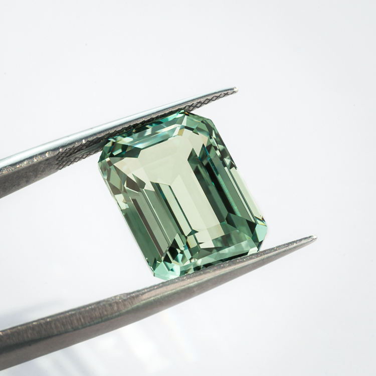 สีเขียว