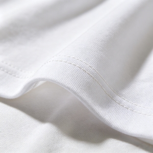 Macchina per orlatura automatica industriale TS-842 ad alta efficienza per T-shirt, per fabbriche di abbigliamento e produzione di capi d'abbigliamento TOPSEW - Product Image 5