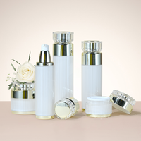 Flacons en acrylique ronds sans air personnalisés de 30 ml, 50 ml, 100 ml, 120 ml, ensemble de pots pour crème pour le visage, cosmétiques pour soins de la peau par KINPACK
