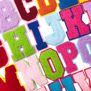 26 petits patchs de broderie alphabet chenille anglais colorés <span class=keywords><strong>sur</strong></span> lettres - Product Image 2