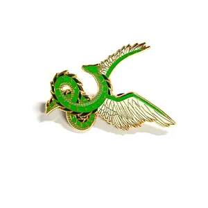 China Fábrica De Metal Artesanato Fornecedor Livre Design Pin Emblemas Lembrança Presentes Soft Esmalte Lapela Pinos Animal Dragão Dinossauro Forma