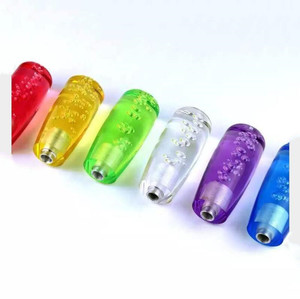 หัวเกียร์คริสตัลแบบมีฟองอากาศ ไฟ LED ส่องสว่าง ไม่มีไฟ LED สำหรับเกียร์ธรรมดา ปรับได้ น้ำหนักเบา ตกแต่งภายในรถยนต์ - Product Image 5