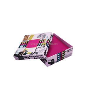 Cajas Rígidas Ecológicas Reciclables para Regalos y Cosméticos con Estampado UV en Papel de Arte con Especificaciones de Lámina - Product Image 5