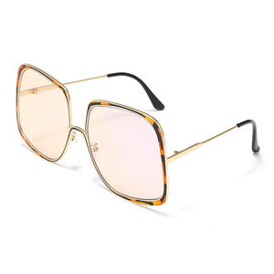 <span class=keywords><strong>Gafas</strong></span> de sol cuadradas con gradiente para <span class=keywords><strong>mujer</strong></span>, anteojos de sol de Metal Retro para conducir, Anti-UV, nuevo estilo, <span class=keywords><strong>2022</strong></span> - Product Image 3
