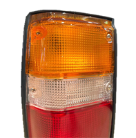 Nouvelles pièces de rechange automobiles, lampes de voiture, feux arrière gauche et droit pour Toyota Pickup Hilux 1984 1985 1986 1987 1988
