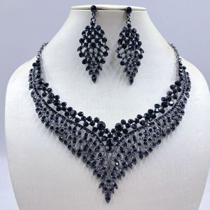 סיטונאי, שרשרת עגילי אירועים בעיצוב משובח, סטים תכשיטים - Product Image 5