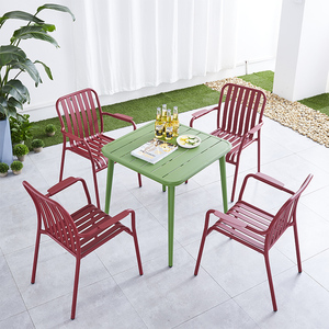 Mesa <span class=keywords><strong>de</strong></span> centro cuadrada <span class=keywords><strong>de</strong></span> aluminio <span class=keywords><strong>para</strong></span> <span class=keywords><strong>terraza</strong></span> moderna <span class=keywords><strong>de</strong></span> 5 piezas <span class=keywords><strong>y</strong></span> silla apilable juego <span class=keywords><strong>de</strong></span> comedor <span class=keywords><strong>de</strong></span> jardín <span class=keywords><strong>para</strong></span> <span class=keywords><strong>restaurante</strong></span> al aire libre - Product Image 3