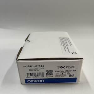 Interrupteur de porte de sécurité D4NL-1DFA-BS - Product Image 1