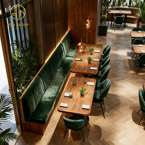 Set di Mobili Moderni e Confortevoli: Divano Quadrato in Velluto Verde, Tavolo e Sedie per Pizzeria, Caffè e Ristorante, Panche e Sedute per Booth - Product Image 6