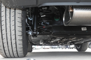 Vehículo GEELY 2026 Livan x3 Pro, Auto Compacto de Gasolina con Motor de 1.5L, Tracción Delantera y Transmisión Automática, Ideal para la Ciudad, Disponible en Stock - Product Image 5