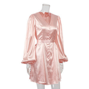 Elegante Abito da Donna al Ginocchio, Colore Nude, Raso Opaco Setoso, Scollo <span class=keywords><strong>a</strong></span> V, Maniche Lunghe <span class=keywords><strong>a</strong></span> <span class=keywords><strong>Palloncino</strong></span>, <span class=keywords><strong>Vestito</strong></span> Vintage <span class=keywords><strong>a</strong></span> Linea <span class=keywords><strong>A</strong></span> - Product Image 3