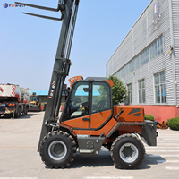 Meilleur chariot élévateur tout-terrain diesel pas cher de 3 tonnes, 4 tonnes, 5 tonnes avec rotateur et fourches à bois
