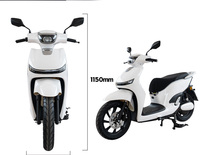 CKD SKD Cyclomoteur Scooter Électrique Personnalisé 1600W, Pneu 14 Pouces, Vitesse 65 km/h, Moto Électrique Adulte Fabriquée en Chine