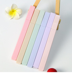 ปากกาเน้นข้อความมายากลแบบออกแบบโลโก้ได้ตามต้องการพร้อมฝาปิดสีชมพูดำเหลืองแดงขาวส้มกล่องสีฟ้าแบบหลวมบรรจุภัณฑ์สีเทาหมึก - Product Image 2