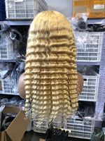 Perruques HD Lace Blondes Cheveux Humains Vierges Européens Remy Ondulés Longs 28 Pouces 32 Pouces Perruque Complète HD Lace