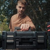 Boîte à outils empilable de 17 pouces avec double poignée pour la maison, le garage et l'atelier