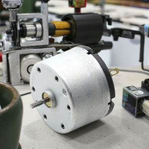 JL-RF-520 6V 12V 24V, 탄소 브러쉬 6000/8000RPM 직경 <span class=keywords><strong>33MM</strong></span> <span class=keywords><strong>Dc</strong></span> 모터 마이크로 <span class=keywords><strong>DC</strong></span> 고속 모터 - Product Image 2