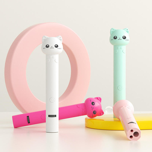 Jouet laser pour chat rechargeable par USB 3-en-1 en plastique, forme de chaton de dessin animé, pointeur laser interactif pour chats, pour le jeu autonome - Product Image 1