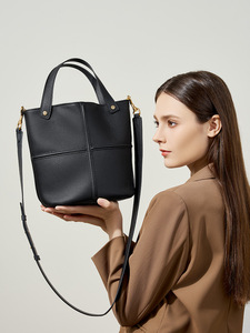Nouveautés : sacs fourre-tout en cuir pour femmes, style coréen, sacs fourre-tout en cuir de créateur, sacs en cuir véritable pour femmes, sac à bandoulière - Product Image 4