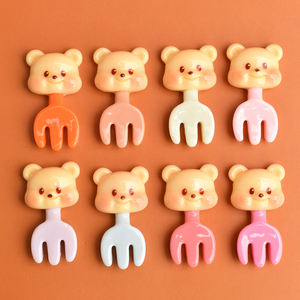 Cabujón de resina de oso de dibujos animados con cuchara y tenedor, de base plana, para figuras de resina DIY, fabricación de joyas, horquillas y accesorios decorativos - Product Image 4