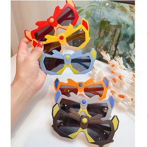 Lunettes de <span class=keywords><strong>soleil</strong></span> pour enfants UV Proof Boy Transform Lunettes de <span class=keywords><strong>soleil</strong></span> Lunettes de <span class=keywords><strong>soleil</strong></span> pour enfants Cartoon Sunglassesb For Boys - Product Image 1