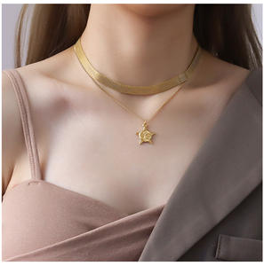 Collar con Colgante Grande de Estrella, Sol y Luna en Uno, Chapado en Oro de 18K, Acero Inoxidable, para Mujer - Product Image 3