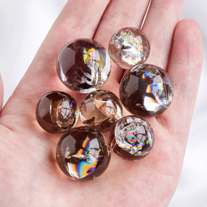 Piedras de Chakra naturales al por mayor, cristal <span class=keywords><strong>ahumado</strong></span> curativo, Mini bolas de <span class=keywords><strong>cuarzo</strong></span> de humo craquelado, 2 cm, esfera de cristal de arcoíris, <span class=keywords><strong>colgante</strong></span> de Reiki - Product Image 1