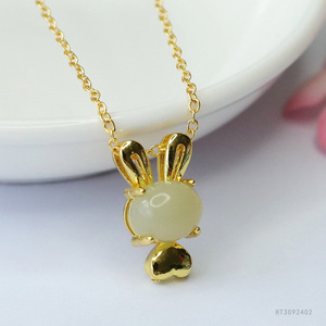 Collana con Ciondolo in Giada Ximang Hotian 2026, Segno Zodiacale Cinese Coniglio, per Donna, Vendita all'Ingrosso di Fabbrica S3092402 - Product Image 2