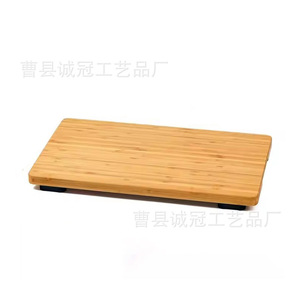 Planche à découper en bambou Cheng Guan 30x15 cm avec pieds, planche de cuisine pour le pain, les fruits et utilisable au micro-ondes - Product Image 2