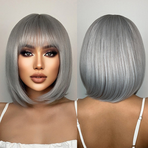 Peluca de cabello sintético liso con flequillo para mujer, <span class=keywords><strong>pelo</strong></span> <span class=keywords><strong>corto</strong></span> recto color <span class=keywords><strong>gris</strong></span> plateado, rubio <span class=keywords><strong>ceniza</strong></span>, Natural, precio al por mayor - Product Image 1