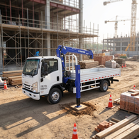 Grue mobile télescopique à trois sections de 3,2 tonnes à moteur Yuchai, économe en énergie, idéale pour l'aménagement paysager - Vente chaude
